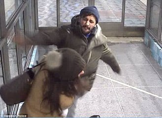 Metroda Hırsız Dehşeti! Genç Kadına Tekme Tokat Saldırdı