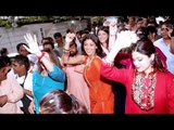 Shilpa Shetty Kundra says Goodbye to Ganpati in a Spirited Avatar | Latest Bollywood News