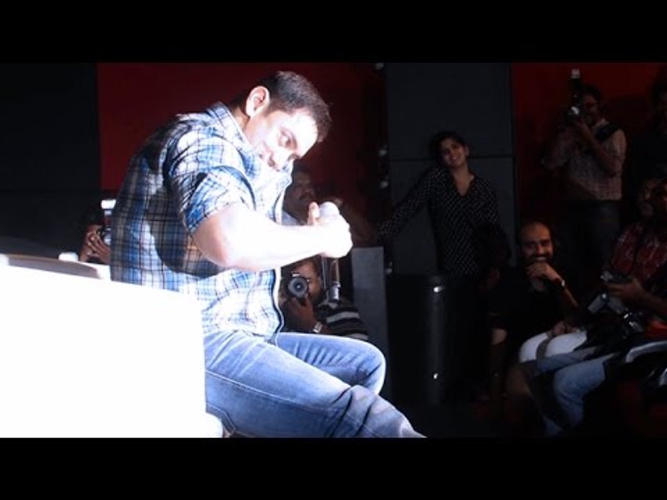 Aamir Khan, Emotional and Teary-Eyed @ Press Co...
