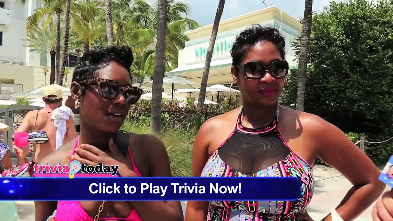 Street Trivia Where is the Eiffel Tower (HD)