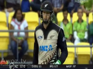 Afridi Takes Guptill's Wicket- Fantastic Slow Bowling