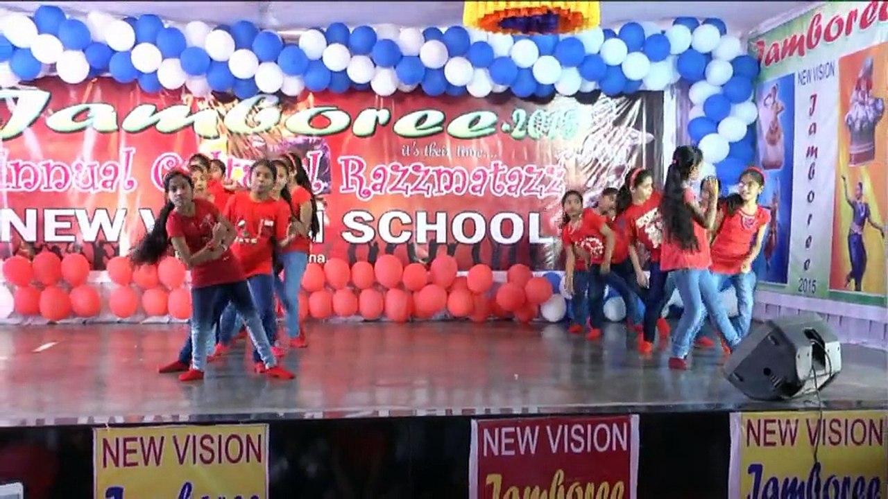 JENNIFER LOPEZ SONG DANCE PERFORMED BY PRIMARY STUDENTS