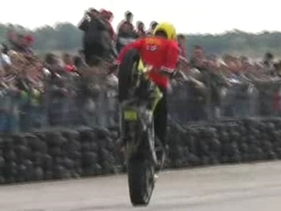 2007 Angyal back wheelie