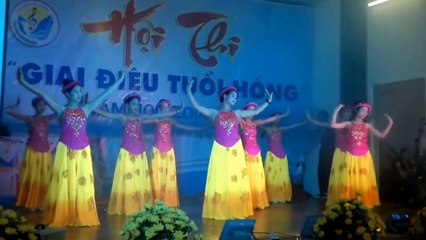 Múa mùa xuân - Trường THCS Đồng Tân - Giai điệu tuổi hồng 2015