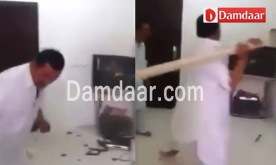 Uff Khan Ka Gusa Itna Shadeed