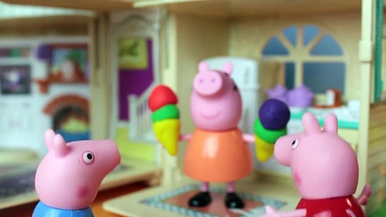 Peppa Pig George com medo da Barata Assustadora Gigante - Peppa Portugues DisneyKids Brasil