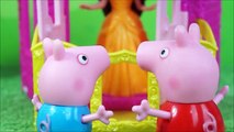 Pig George e Peppa Pig Conhecem o Quarto Real da Princesa Bela Disney! Brinquedos KisToys em Portug