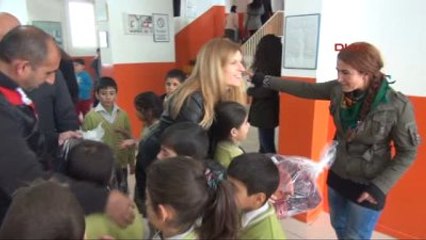 Tunceli Bakırköy Belediyesi'nden Tunceli'deki Öğrencilere Giysi ve Kırtasiye Yardımı