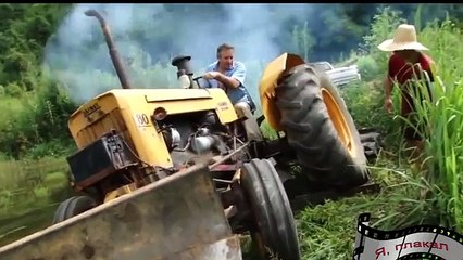 МОЧАТ НЕ ТО СЛОВО - ЭТИ ТРАКТОРИСТЫ