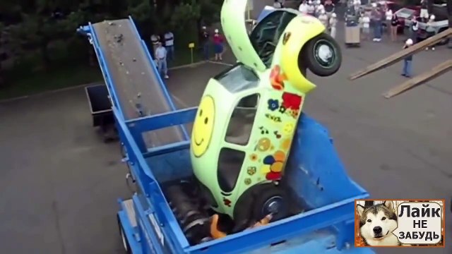 Сожрала машинку Страшная техника