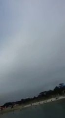 Suya zıplayıp topu metrelerce yükseğe fırlattı!