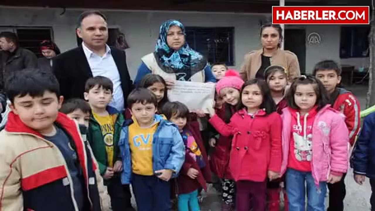 Anaokulu Öğrencileri Harçlıklarını Evi Yanan Aileye Bağışladı