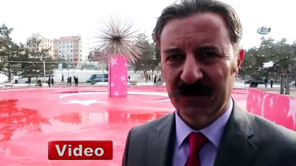 Buzdan Dev Türk Bayrağı