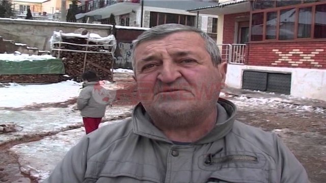 Ngricat në Bulqizë, Banorët prej 4 ditësh pa ujë të pijshëm, vështirësi në lëvizje, akulli disa cm