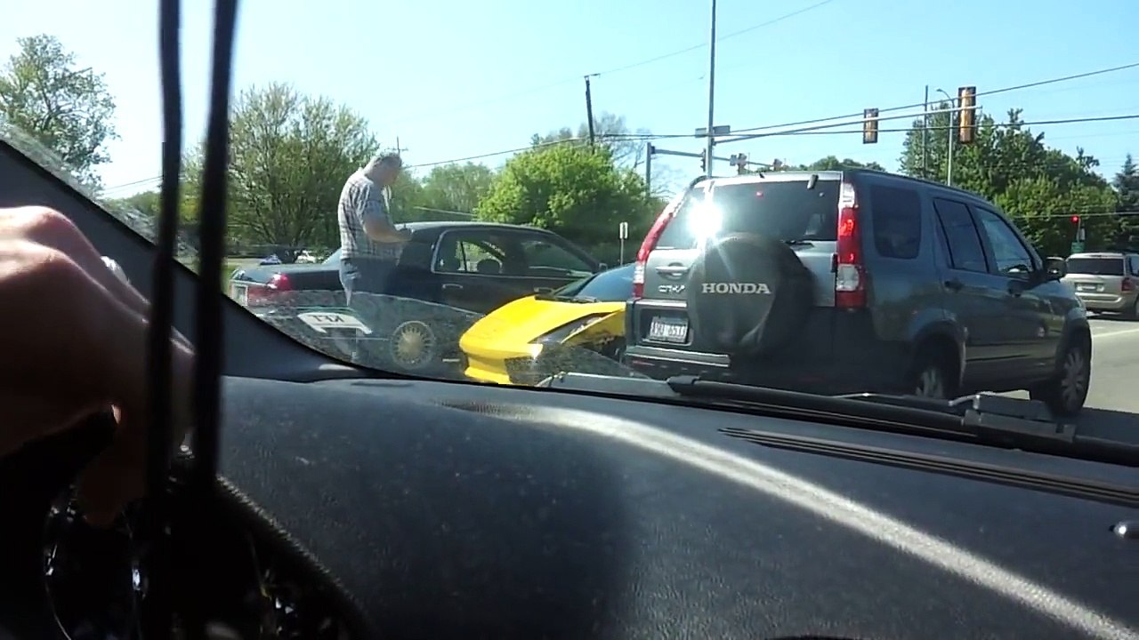 Lamborghini Crashes in Chicago Suburbs - Short Version