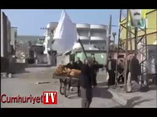 beyazbayrakla sebze arabasında cenaze taşıdılar