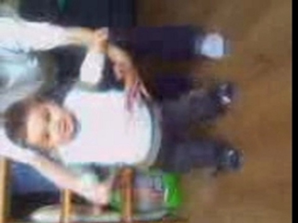 23-05-07 les premiers pas (3)