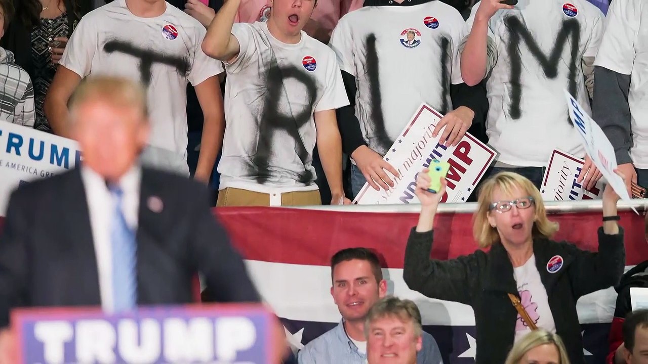 DONALD TRUMP VS HITLER