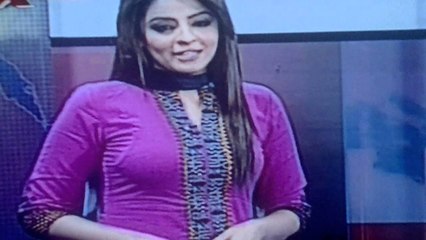 Pakistani Anchor Ayesha Sohail Hot Bra Visibe