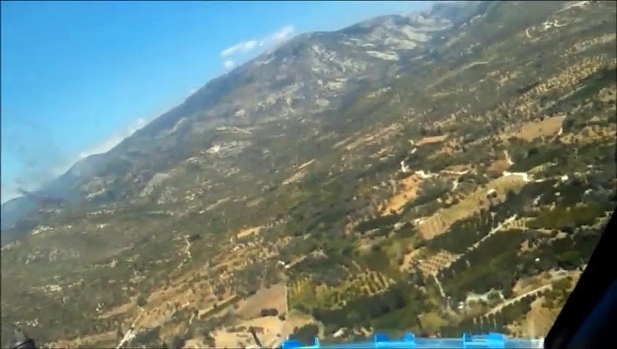 AMAZING B737 onboard cockpit video of landing in EXTREME crosswind at Samos. Big Planes