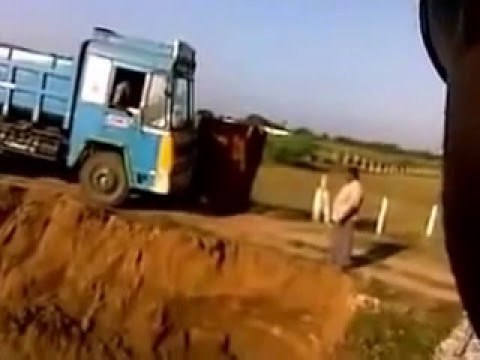 Truck Accident in Punjab India Top Funny Videos-Top Prank Videos-Top Vines Videos-Viral Video-Funny Fails
