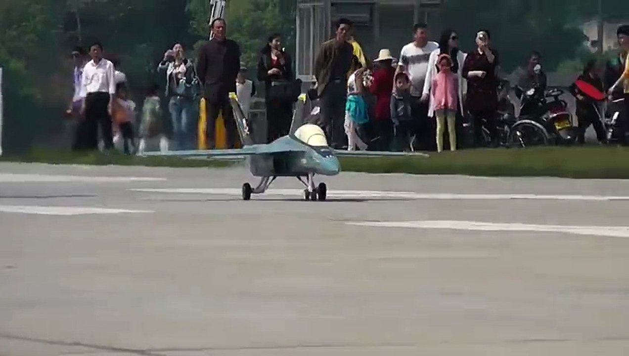 RC Jet F-1Super Hornet Gas Turbine Jet - Flight and Crash Landing  Hobby And Fun