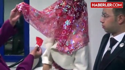 Sandıklı'da Unutulmaya Yüz Tutmuş Bir Gelenek "Gelin Şekeri"
