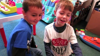 BLOODY CHRISTMAS PRANK!!