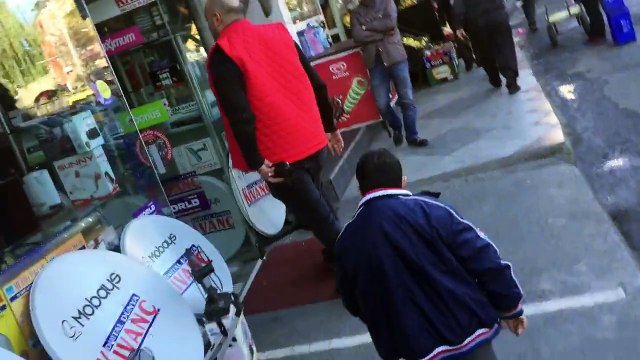 köksal baba ayşeyi kaçırmaya gidiyor-2015