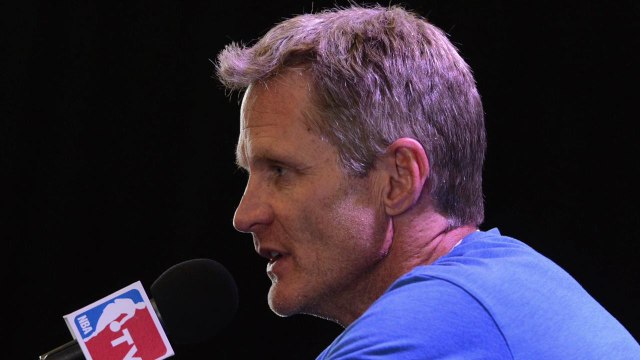 Warriors head coach Steve Kerr makes his return