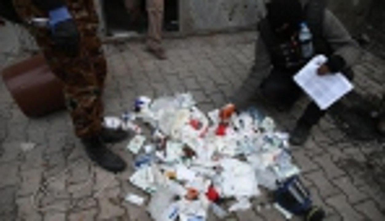 Cizre'de teröristlerin reviri ile gıda deposu bulundu