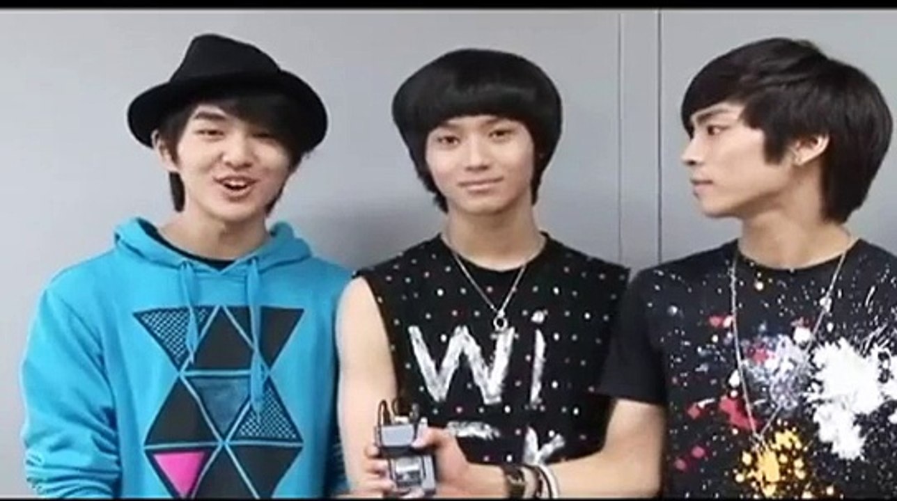SHINee_UFO TOWN Greetings Message