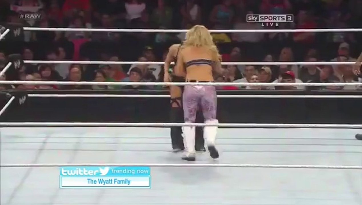 WWE Brie Bella vs Natalya show