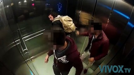 Asansörde tuvalet Şakası