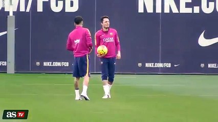 Dani Alves  'calentamiento'