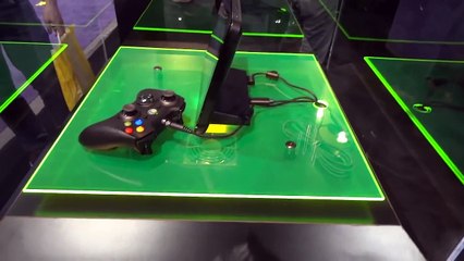 Razer Sabertooth Gaming Controller -- XBOX 360, PC (CES 2013)