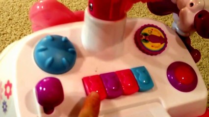 Kiddieland Disney Mickey Mouse Club House Minnie Mouse 4-in-1 Ride-On☆乗り物