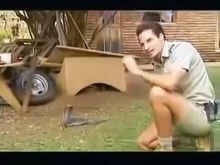 Giant Snakes attacks Human