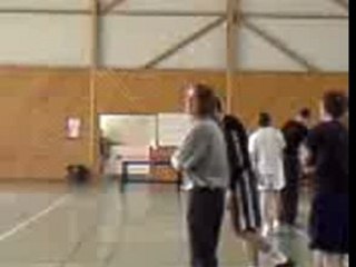 Gégé qui saute (haut niveau attention!)