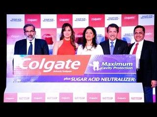 Lara Dutta & Colgate unveil New Technological Breakthrough
