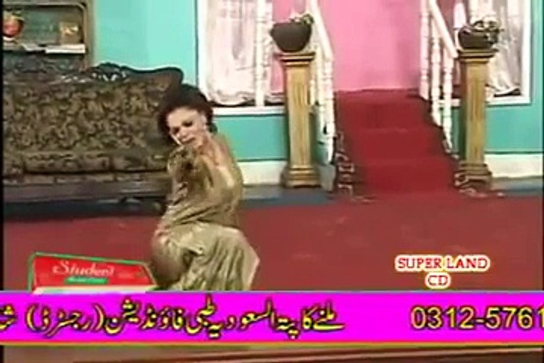 Akhian Te Khol Ve - Hot Stage Dance