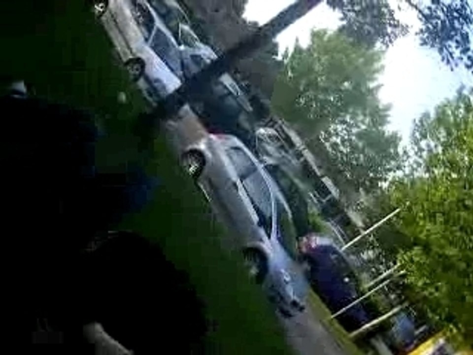 BAMBii VS PAM-PAM . . . ROUND 1