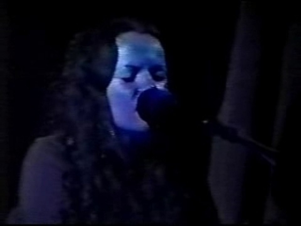 Release (Pearl Jam) - Allison Crowe live in Seattle