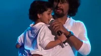 Abhi Mujh Mein Khin - Sonu Nigam With His Son - Video Dailymotion