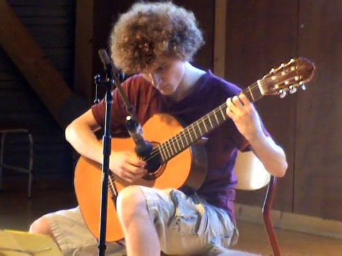 M2U01614 guitare, Dala que Va, Pujol, audition du 11 juin 2014 Ateliers Musicaux de Scy Chazelles
