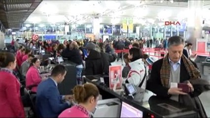 Atatürk Havalimanı'nda Tatil Yoğunluğu
