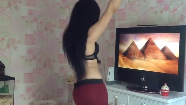 Drum Solo Belly Dance - Amazing Dance