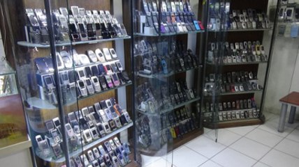 Eski Cep Telefonlarından 500 Bin Liralık Koleksiyon