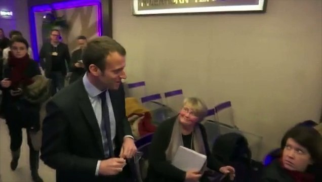 Depuis Davos, Macron propose de travailler plus... sans gagner plus