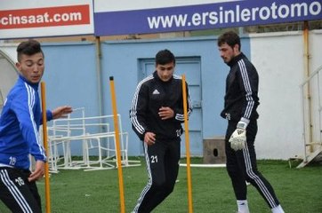 Tek Gözü Görmeyen Tuzlasporlu Emre: Anneme Daire Almak İstiyorum
